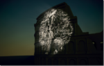 Il Colosseo visto da Sabine Kacunko Colosseo illuminato ad arte. Per tre serate spettacolare video-installazione dell’artista tedesca Sabine Kacunko sul lato nord del monumento: fra biologia e conservazione