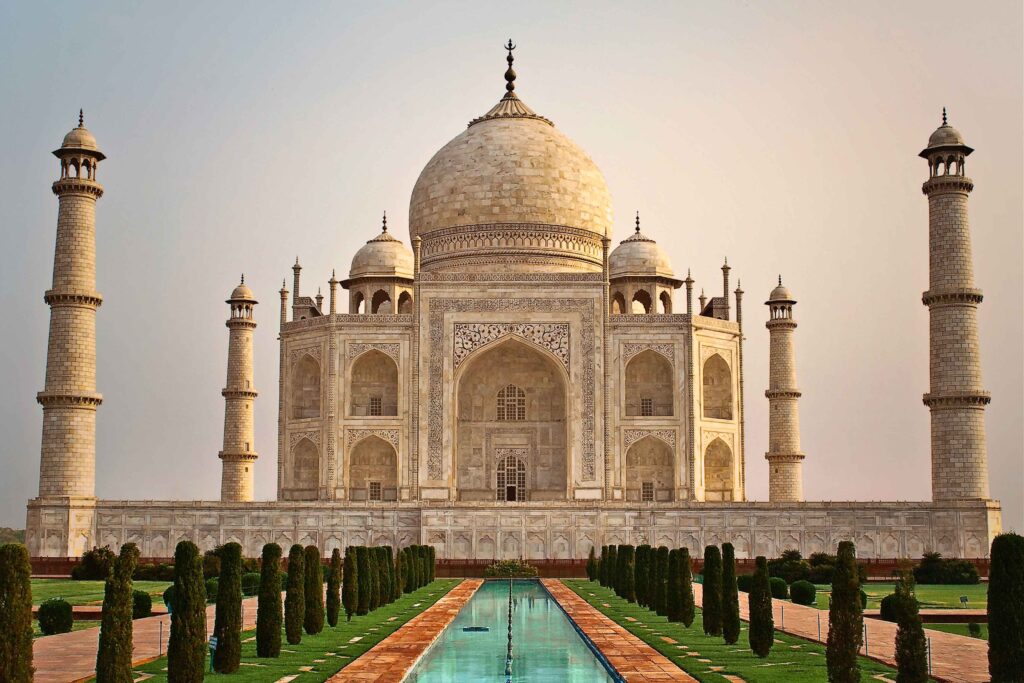 Anche i monumenti twittano: il Taj Mahal è il primo monumento al mondo ad avere un account ufficiale su Twitter. Quando lo storytelling si applica (con successo) alla promozione turistica