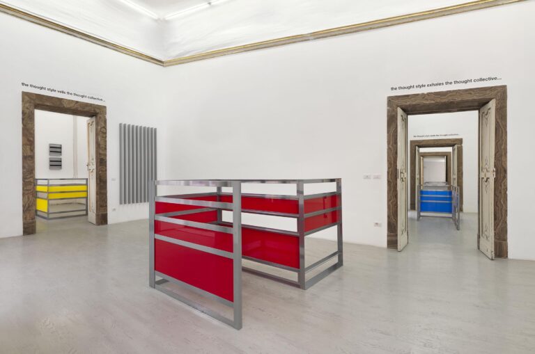 Liam Gillick - Four developments and a thought collective - veduta della mostra, Galleria Alfonso Artiaco, Napoli 2015