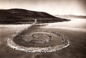 Land Art, oltre il sublime. In un film, la grande avventura di un gruppo di artisti-pionieri