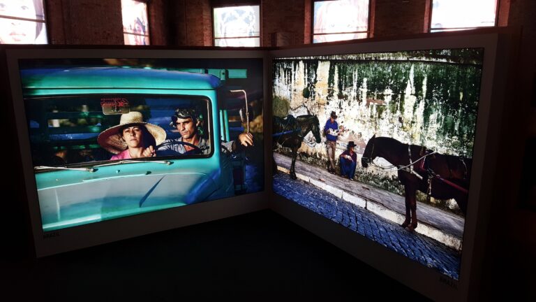 Steve McCurry, From These Hands A journey Along the Coffee Trail, Arsenale Nord, Tesa 113, Venezia