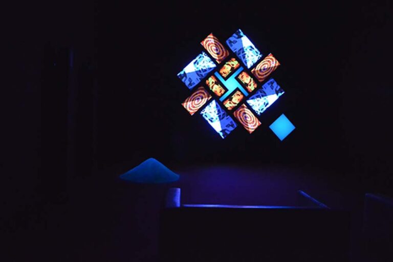 Brian Eno – Light Paintings – veduta della mostra presso il Teatro Margherita, Bari 2015 – photo Massimo Nardi