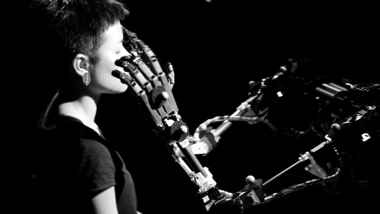 Digitalife 2015 - Louis Philippe Demers, Blind Robot
