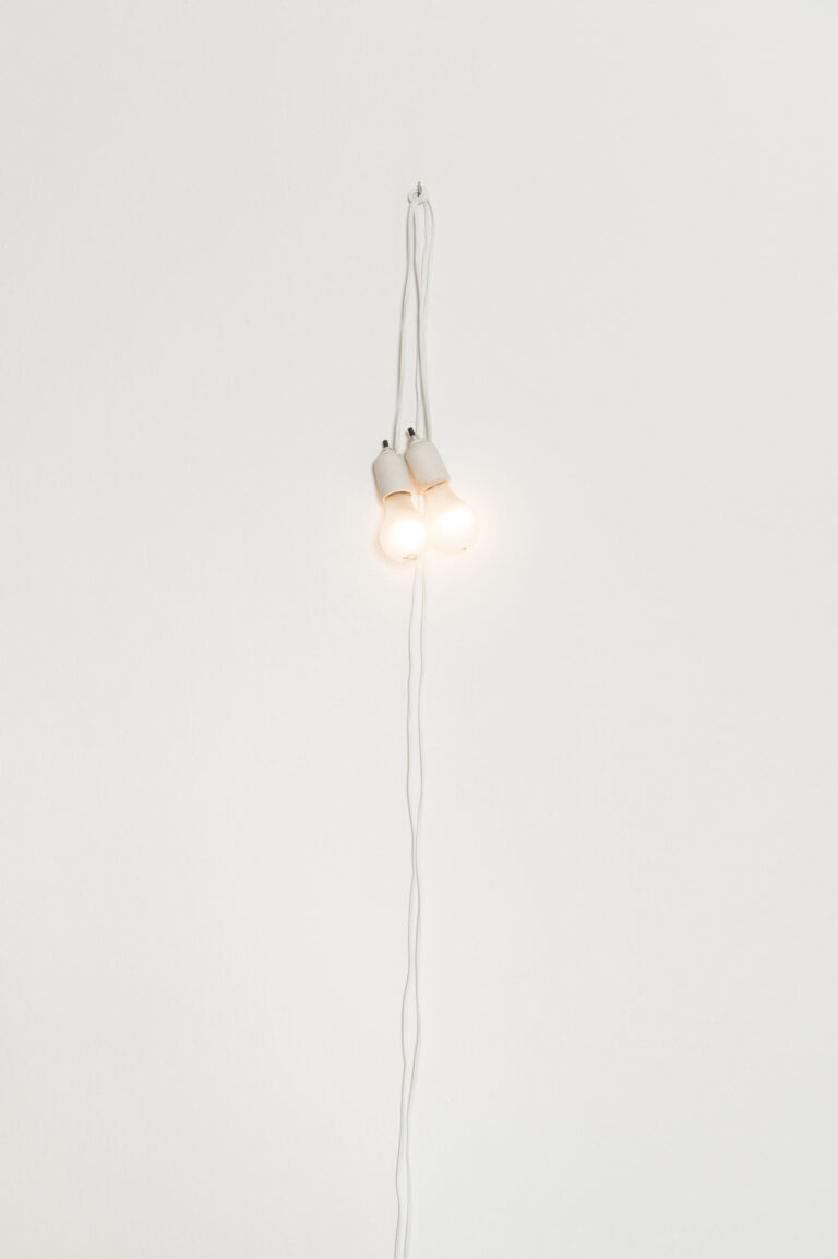 Felix Gonzalez-Torres, Untitled (March 5th) # 2 (particolare), 1991 - Collezione privata, Sassuolo - © The Felix Gonzalez-Torres Foundation - Courtesy of Andrea Rosen Gallery, New York