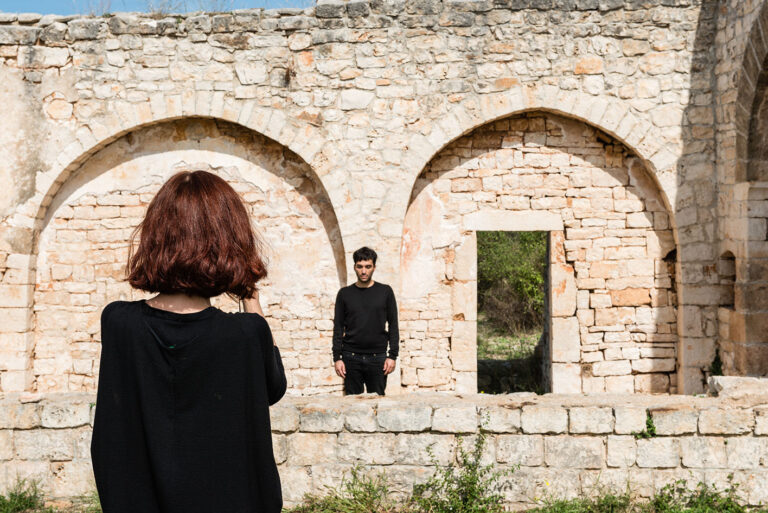 FontePoe foto Marino Colucci Sfera srl © 2015 12 artisti da tutta Europa, 4 palazzi storici. In Puglia: ecco le immagini della mostra finale delle residenze della Fondazione Pino Pascali