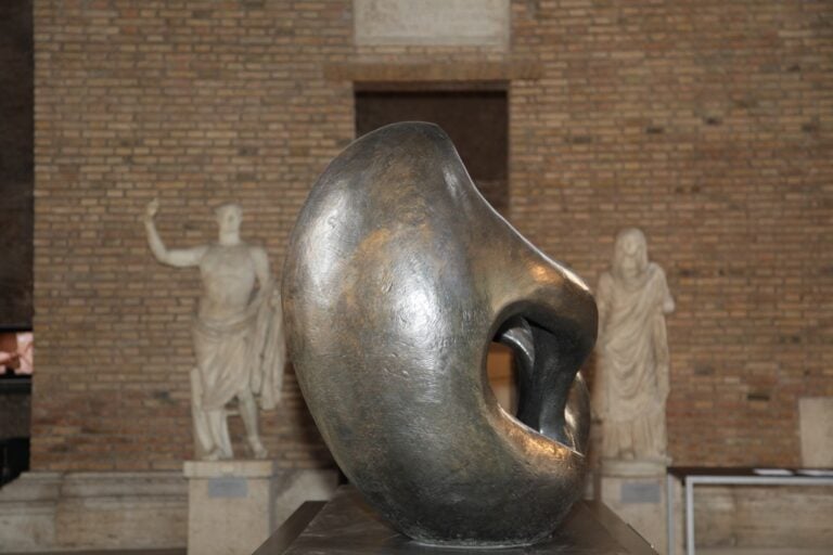 Henry Moore - veduta della mostra presso le Terme di Diocleziano, Roma 2015 - photo Roberto Galasso