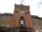 Il Castello di Sammezzano Save Sammezzano. All’asta a Firenze il più invisibile ed eclettico dei castelli italiani: ma chiunque può comprarne un pezzetto aderendo all'iniziativa di crowdfunding