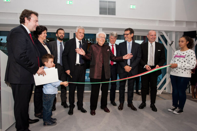 Inaugurazione Opificio Golinelli Bologna 04 La Fondazione Golinelli lancia l’Opificio. A Bologna si guarda al 2065 attraverso arte, scienza, formazione per bambini, insegnanti, cittadini: ecco il reportage fotografico