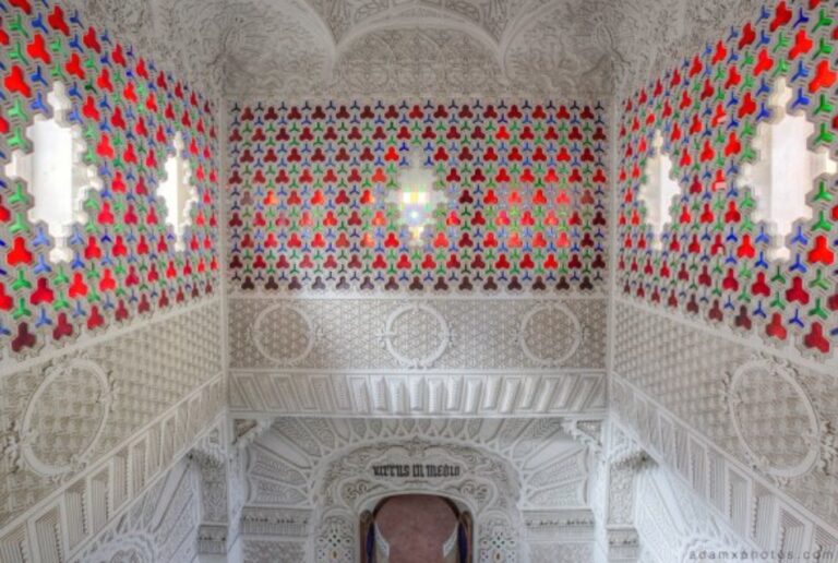 Interni del Castello di Sammezzano 7 Save Sammezzano. All’asta a Firenze il più invisibile ed eclettico dei castelli italiani: ma chiunque può comprarne un pezzetto aderendo all'iniziativa di crowdfunding