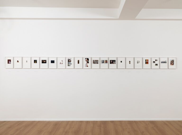 Joachim Schmid, Bilder von der Strasse, 1982-2012 - fotografie trovate montate su cartone
