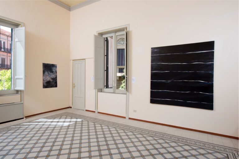 Le Stanze d’Aragona parte III – veduta della mostra presso il Villino Favaloro, Palermo 2015 - Serena Vestrucci e Sulltane Tusha - photo Fotografi Associati, Palermo