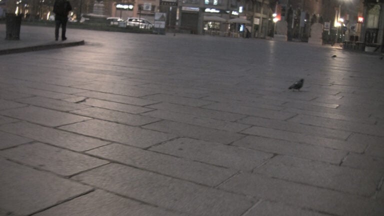 Marina Ballo Charmet, Square, 2014-15 - stillframe da video