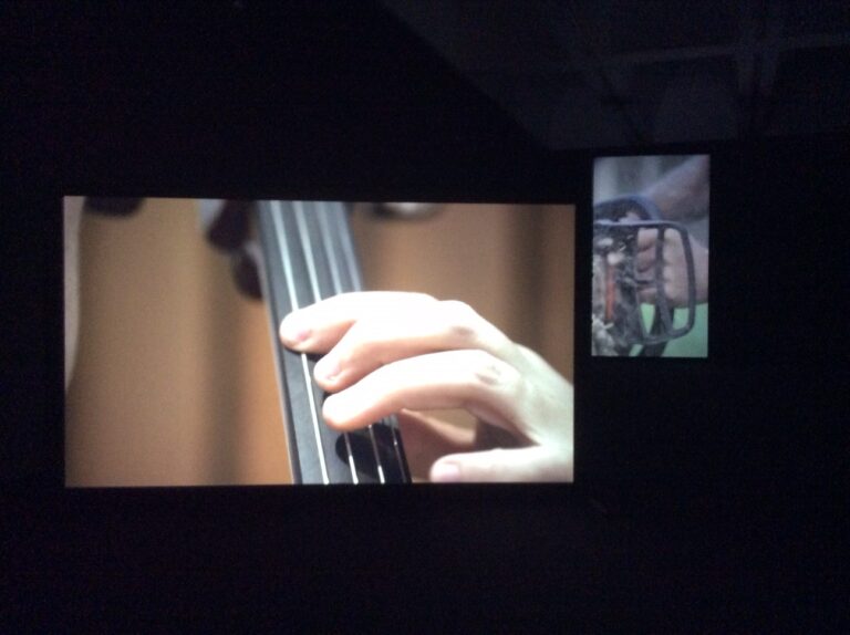 Masbedo Sinfonia di unesecuzione – veduta della mostra presso il Mart Rovereto 2015 2 La sinfonia dei Masbedo. Al Mart di Rovereto