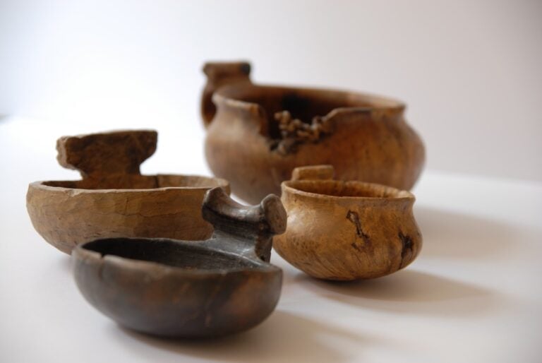 Museo delle Palafitte, Fiavè - tazze in legno, età del Bronzo - photo Ornella Michelon