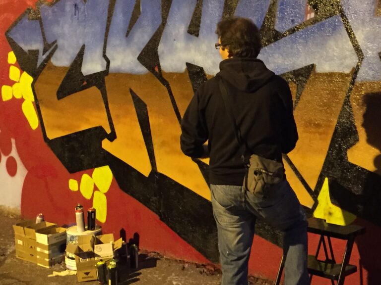 TheJam2 Roma Crash Kid day 3 ott 2015 28 Roma, reportage da un graffiti day. Celebrando Crash Kid: immagini, memorie, emozioni. La scena hip-hop e il nuovo muro dedicato a un fratello scomparso