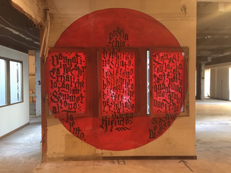 Tracce Temporaneem Roma Klevra finestre Street art nel palazzo segreto. A Roma 28 artisti dipingono sui muri sventrati di un’architettura in via di ristrutturazione. Tutte le foto