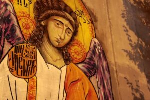 Street art in salsa cattolica. Tre storie recenti