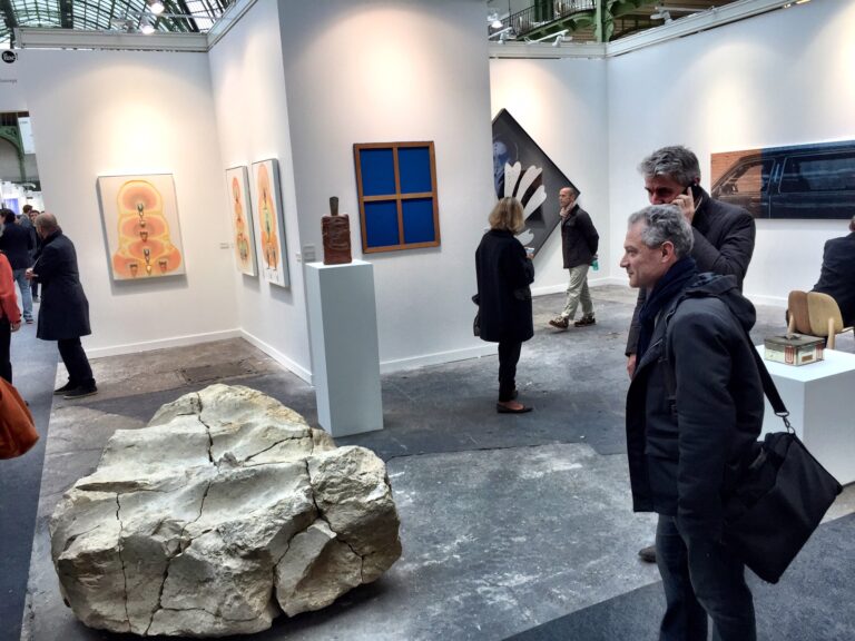 Vernissage Fiac 2015 – Grand Palais 27 Paris Updates: Fiac peggiora. Passo indietro rispetto alle passate super-edizioni. Ecco le foto dall'inaugurazione