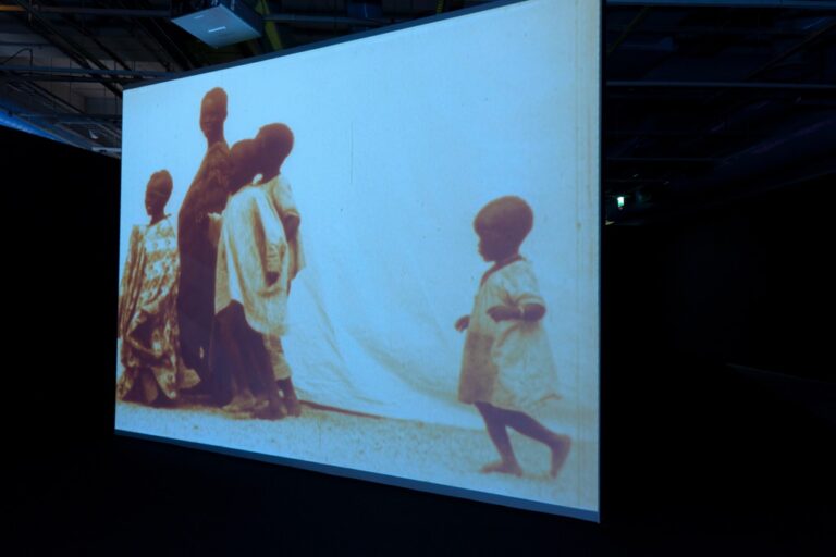 Yervant Gianikian & Angela Ricci Lucchi – L’archive comme oeuvre, l’oeuvre comme archive - veduta della mostra presso il Centre Pompidou, Parigi 2015 - photo © Hervé Véronèse