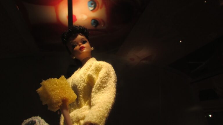 Barbie. The Icon - veduta della mostra presso il MUDEC, Milano 2015 - photo Agata