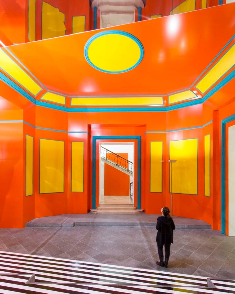 Daniel Buren, Axer - Désaxer, Madre, Napoli 2015 - courtesy Fondazione Donnaregina per le arti contemporanee, Napoli - photo © Amedeo Benestante