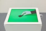 Giacomo Raffaelli, Untitled (Interfaces), 2014 – video HD su Apple iPad, colore, 8’12’’, loop –Courtesy l’artista