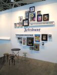 Lo stand Artribune ad ARTISISMA 2015 disegnato da Alfred Drago Rens Torino Updates: stand fieristico o installazione? Ecco le immagini della wunderkammer creata da Alfred Drago Rens per il booth Artribune ad Artissima