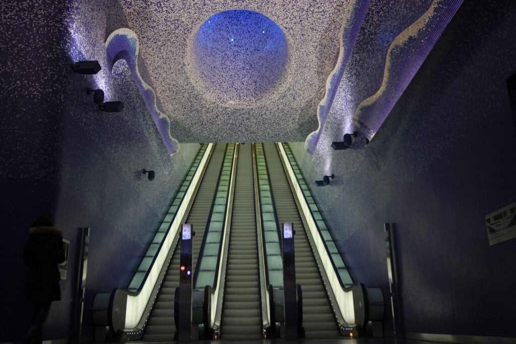 Metropolitana di Napoli, la stazione Toledo vince in Svizzera il premio internazionale ITA. Spettacolare e innovativa: una metro che riqualifica un quartiere