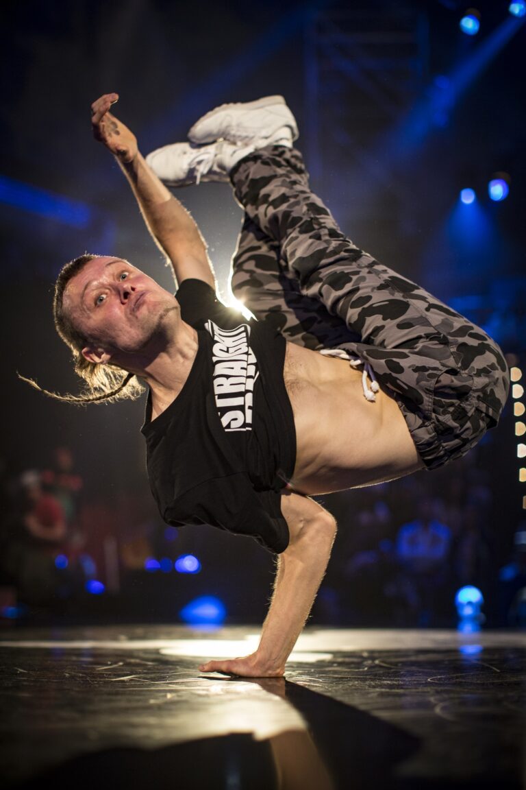 Nikolay Killa Kolya Chernikov Action Red Bull Bc One. La battle mondiale di breakdance a Roma