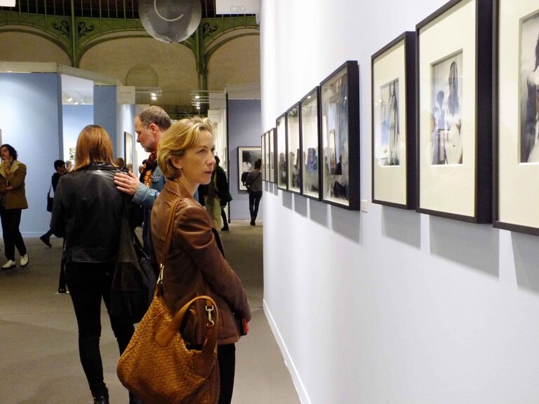 Paris Photo Grand Palais 2015 foto Silvia Neri 02 Immagini dalla preview di Paris Photo. Al Grand Palais 147 gallerie per dare il via al weekend parigino della fotografia