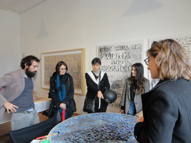 Studio di Pietro RuffoPastificio Cerere 09 Arte in azienda, la specialità della Fondazione Ermanno Casoli. Ecco le immagini di The Whishful Map, opera corale di Pietro Ruffo realizzata a Roma con il gruppo Angelini