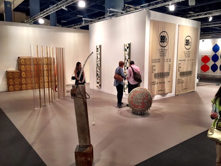 Art Basel Miami Beach 2015 23 Miami Updates: il giro di Art Basel Miami Beach in 35 foto dai 35 stand più spettacolari. Ma l'entusiasmo non c'è