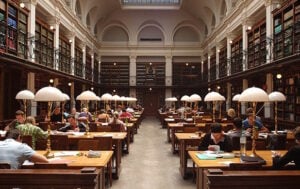 Liberalizzate la riproduzione fotografica dei beni bibliografici e archivistici. Lo chiedono i ricercatori italiani. Nella raccolta firme anche i nomi di Salvatore Settis e Umberto Eco