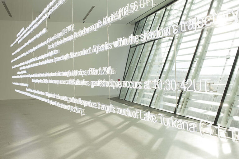 Cerith Wyn Evans, E=C=L=I=P=S=E, 2015 - courtesy of the artist - photo Eleonora Milner