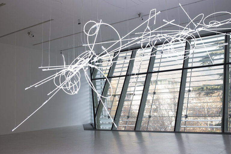 Cerith Wyn Evans, Figment I e Figment II, 2013 - Thyssen-Bornemisza art contemporary collection, Vienna - Galerie Neu, Berlin - photo Eleonora Milner