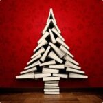 Christmas Tree creativi 1 Presepe batte albero di Natale? Ma il Christmas Tree continua a stimolare tanti artisti, da Chiharu Shiota a Paul McCarthy: eccone una fotogallery...