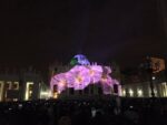 Fiat Lux illuminare la nostra casa comune Basilica di San Pietro 05 L'arte apre il Giubileo a San Pietro. Da Yann Arthus Bertrand a Steve McCurry, spettacolari proiezioni luminose sul cupolone: ecco qualche anteprima