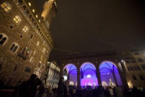 Firenze Light Festival. Eventi, proiezioni, installazioni urbane, giocando con la luce. Fra arte e storia, si celebra di notte la Capitale del Rinascimento
