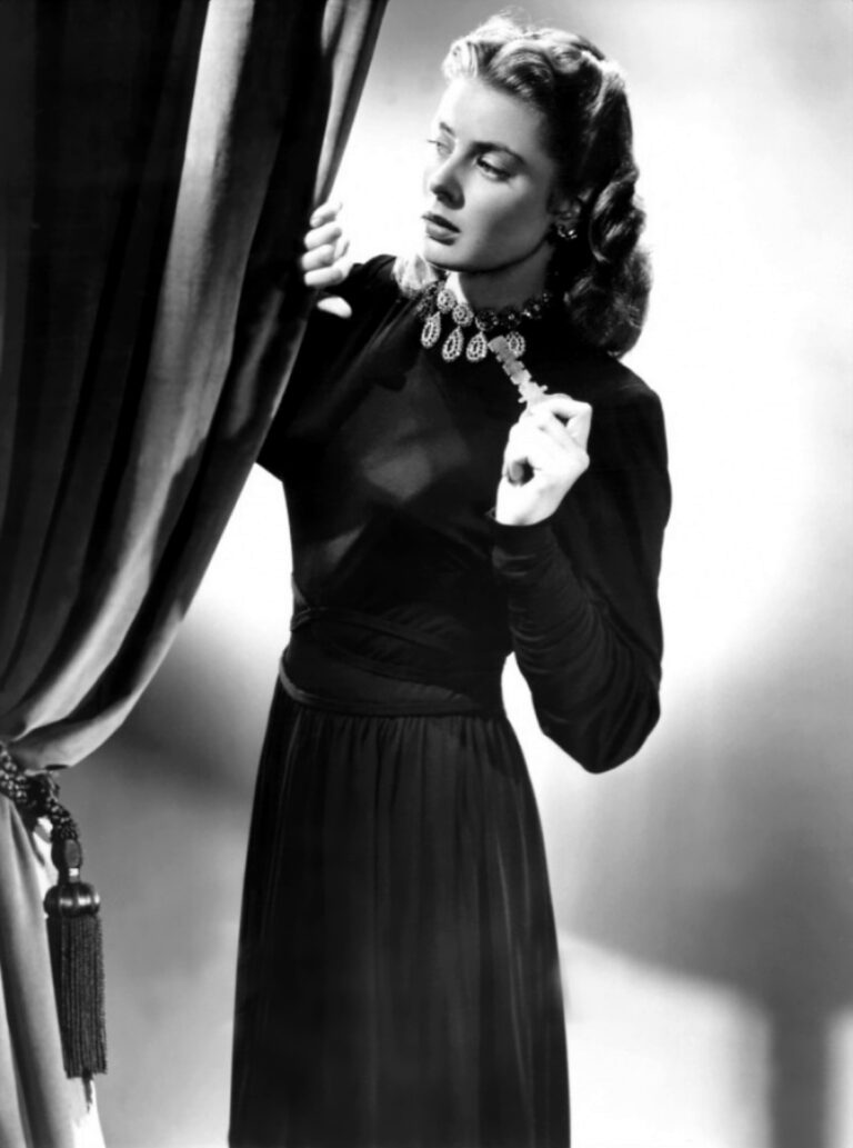 Ingrid Bergman in Notorious Alfred Hitchcock, maestro di stile. I divi del re della suspence sono ancora fonte d’ispirazione per l’eleganza contemporanea: guardate le foto...