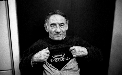 Mario Dondero per Emergency Mario Dondero e la sua Leica. Immortalando il secolo breve