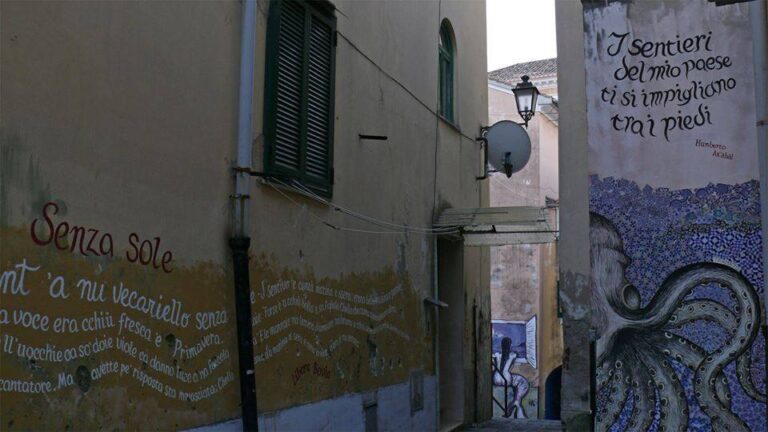 Muri dAutore Salerno courtesy Fondazione Alfonso Gatto 3 Salerno, Street Art e poesia di strada. Crescono i Muri d’Autore promossi dalla Fondazione Alfonso Gatto. In memoria di un grande poeta del Novecento