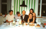 Pio Monti con Enzo Cucchi, Francesca Alfano Miglietti e Anna Monti davanti a un'opera di Daniel Buren - Casa Monti, Macerata, anni '80