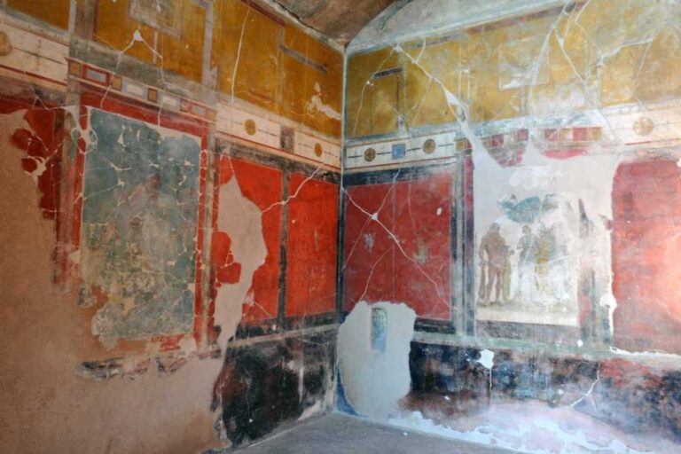 Pompei Casa del Sacerdos Amandus Renzi e Franceschini a Pompei per inaugurare sei nuove domus, eccole nelle immagini. E intanto il generale Giovanni Nistri lascia la direzione del Progetto Grande Pompei al collega Luigi Curatori