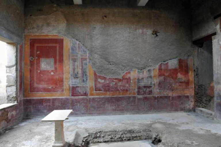 Pompei Casa di Fabius Amandio Renzi e Franceschini a Pompei per inaugurare sei nuove domus, eccole nelle immagini. E intanto il generale Giovanni Nistri lascia la direzione del Progetto Grande Pompei al collega Luigi Curatori