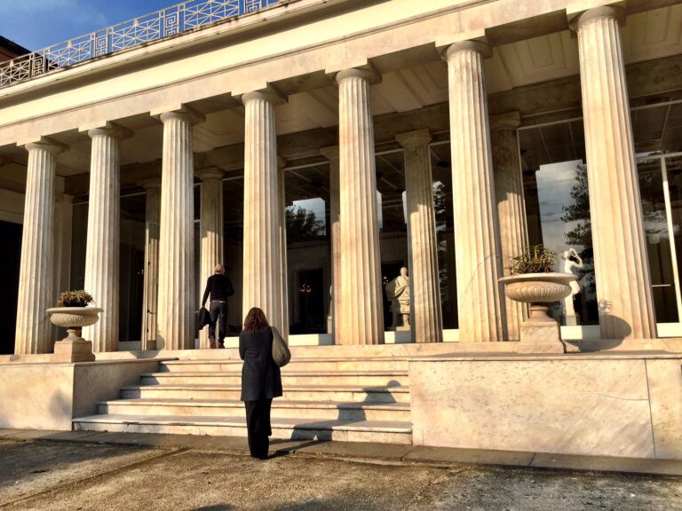 Villa Pignatelli Cortes Napoli 15 Le meraviglie di Villa Pignatelli Cortes. A Napoli riapre dopo sei mesi di restauri il museo realizzato nell'edificio principesco, ecco le immagini