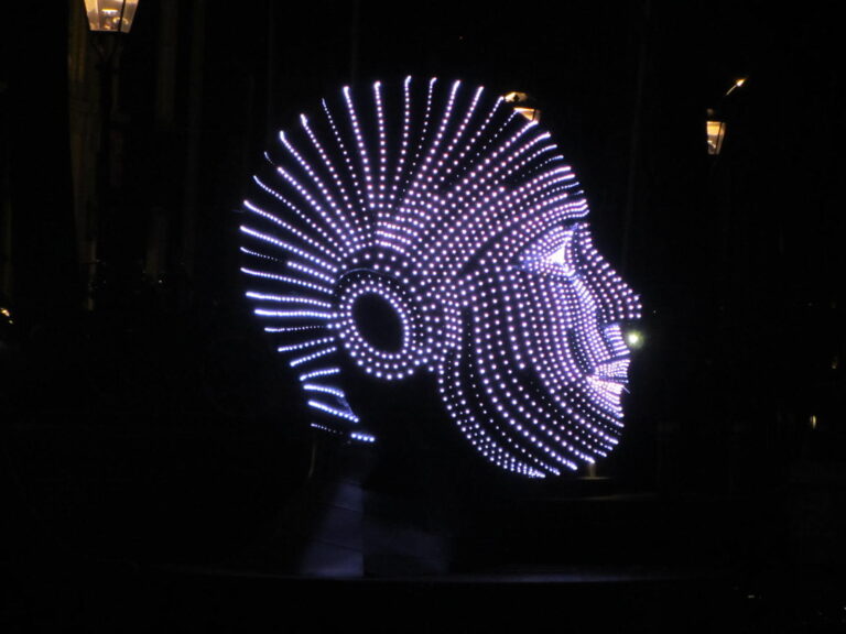 Viktor Vicsek, Talking Heads, Amsterdam Light Festival