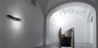 Andrea Santarlasci - Riflessi da un luogo invisibile - veduta della mostra presso la Galleria Passaggi, Pisa 2015