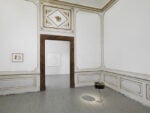 Anri Sala - veduta della mostra presso la Galleria Alfonso Artiaco, Napoli 2015 - photo L. Romano