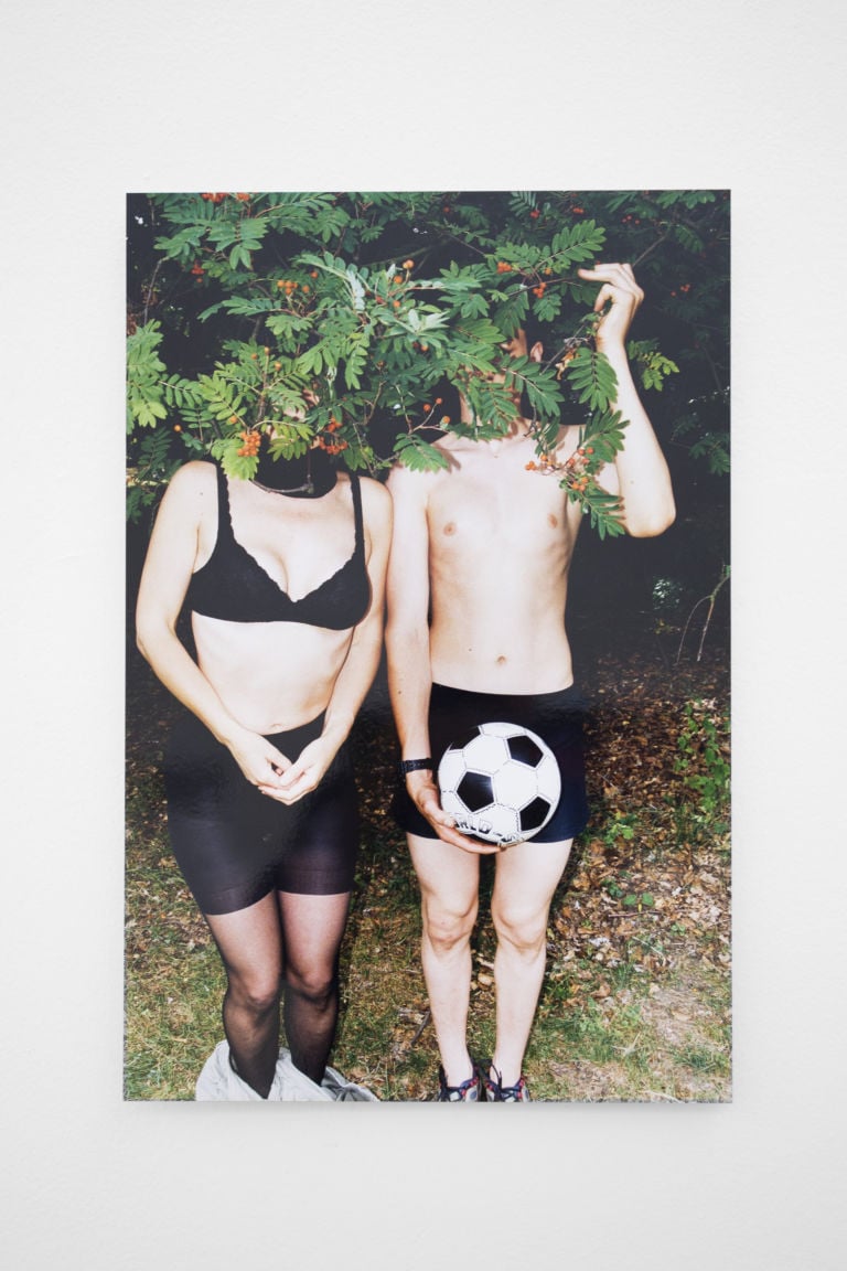 Boris Mikhailov, Football, 2000 - Courtesy l’artista, photo © Boris Mikhailov, Barbara Weiss Gallery