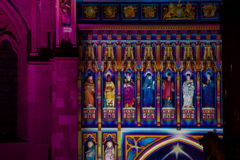 Lumiere London foto Mario Bucolo 29 L’abbazia di Westminster in technicolor. Londra capitale anche della light art, con 30 spettacolari installazioni per il festival Lumiere: ecco immagini e video